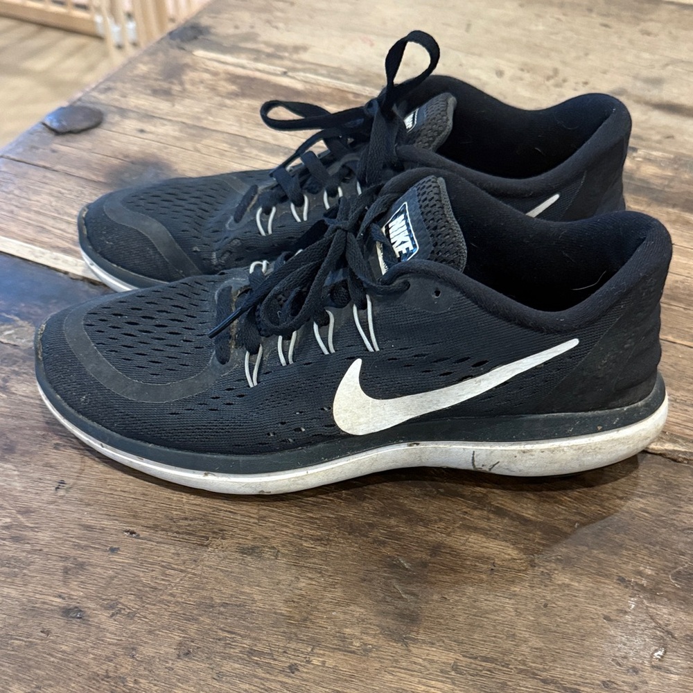 Nike Black Sneakers with White Swoosh